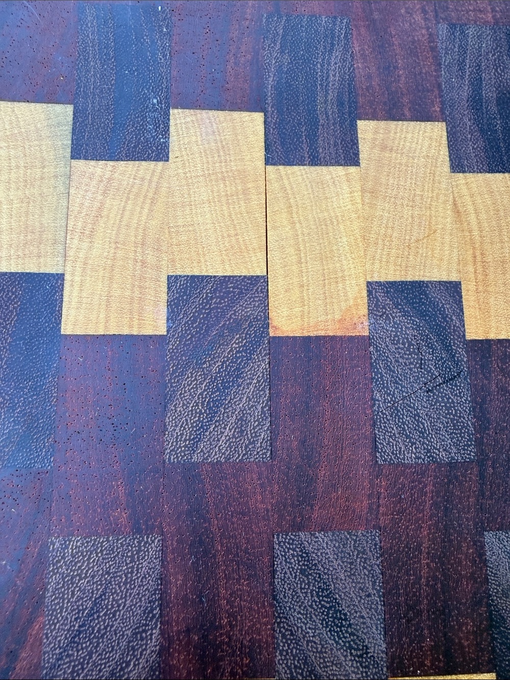 Handmade End Grain Wooden Cutting Board - Two-Tone Chess Pattern - Picture 8 of 12
